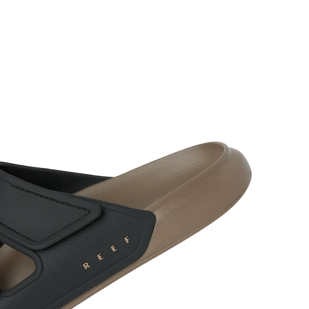 
                  
                    Reef Oasis Adapt - Fossil/Black
                  
                